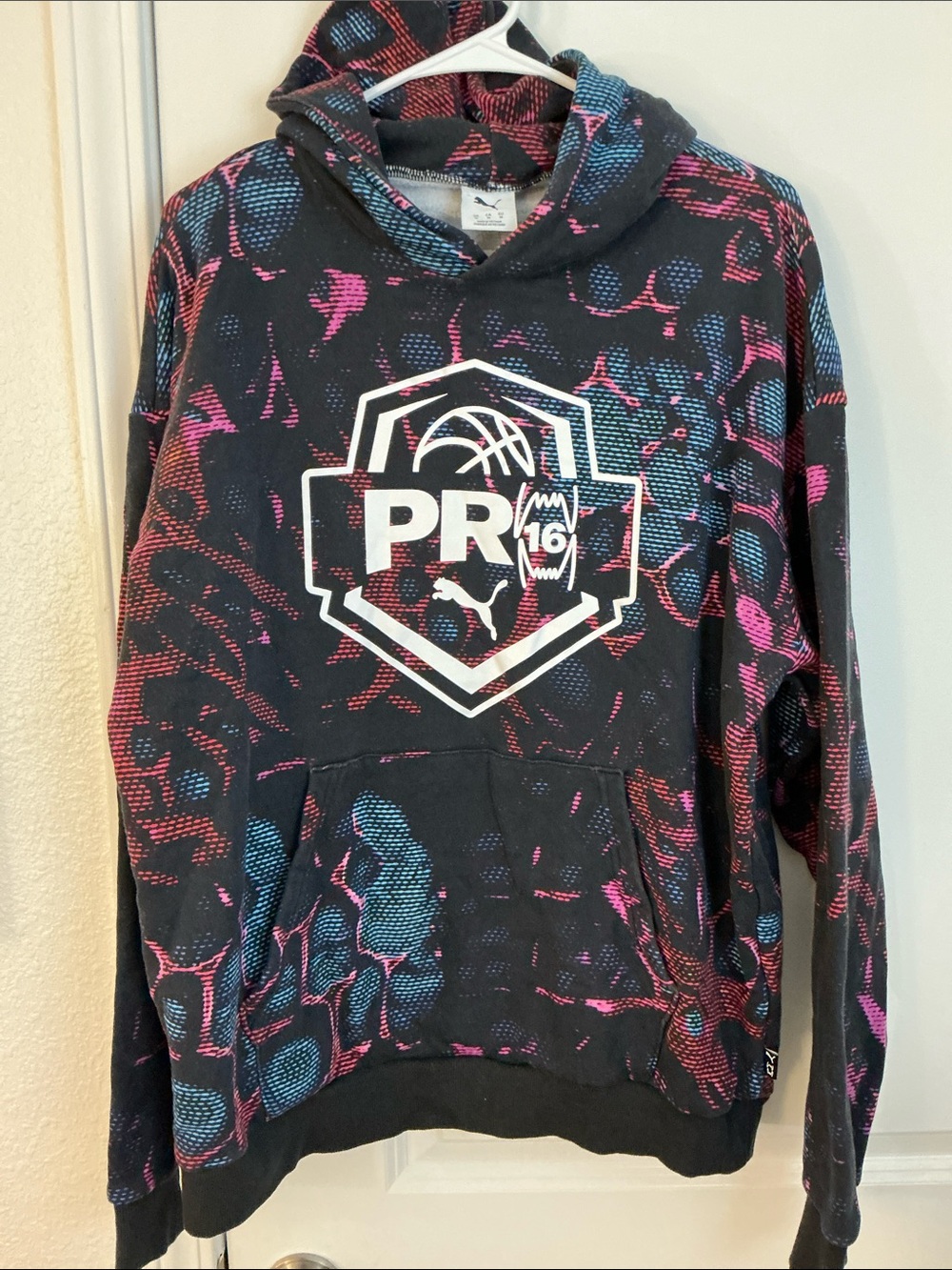 Puma Hoops Breanna Stewart Overtime Hoodie - Black Pink Blue Pattern Size M